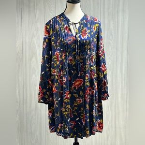 Old Navy long sleeve navy floral dress size medium